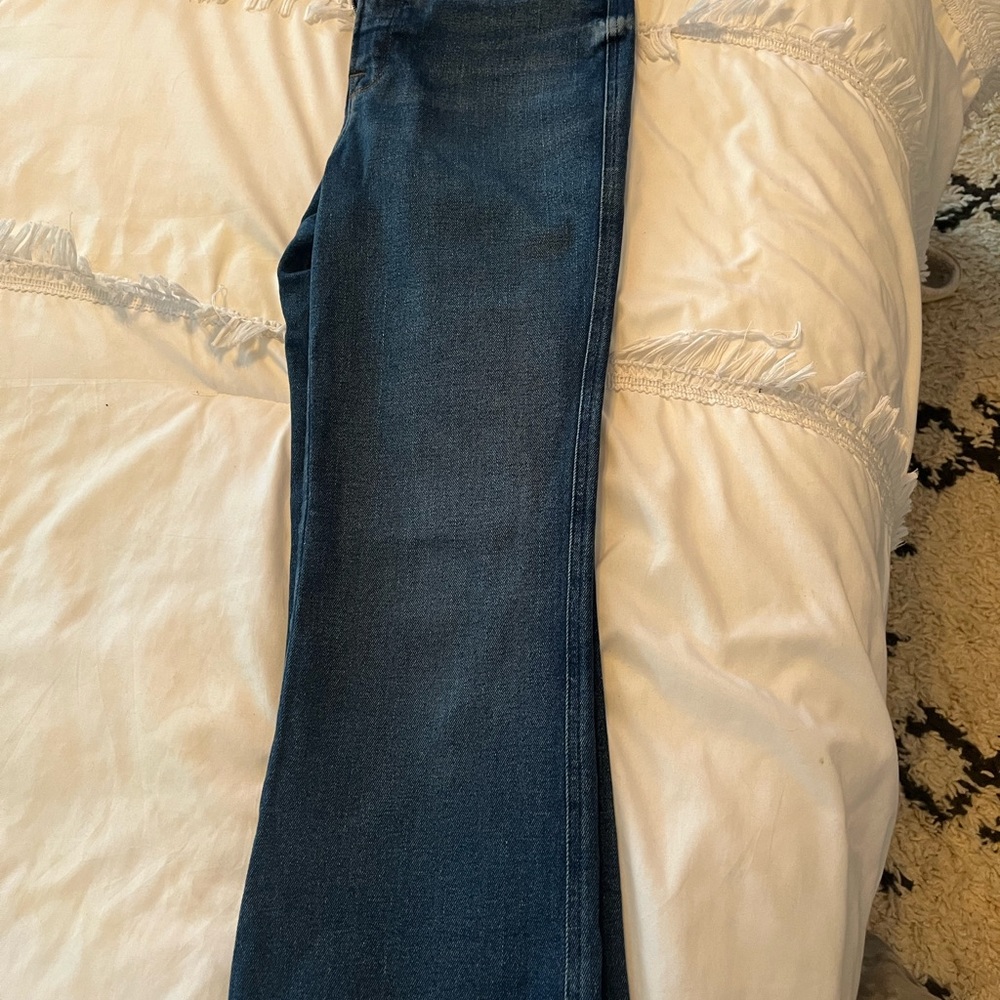 Light wash flare good American jeans